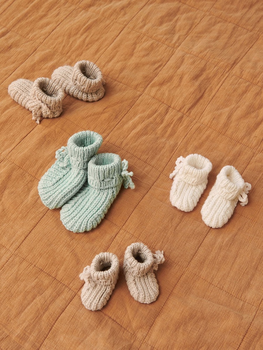 LEVI BOOTIES